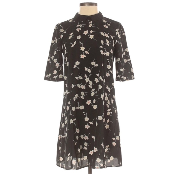 BCBGeneration Floral causal  dress - Picture 1 of 3